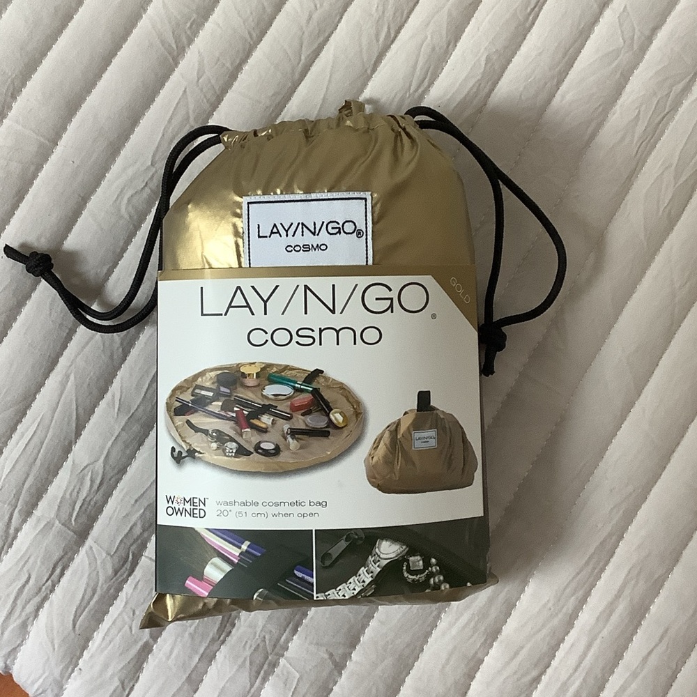 Cosmetic Bag. Cosmo Gold Cosmetic Bag. NEW. Great Christmas Gift.